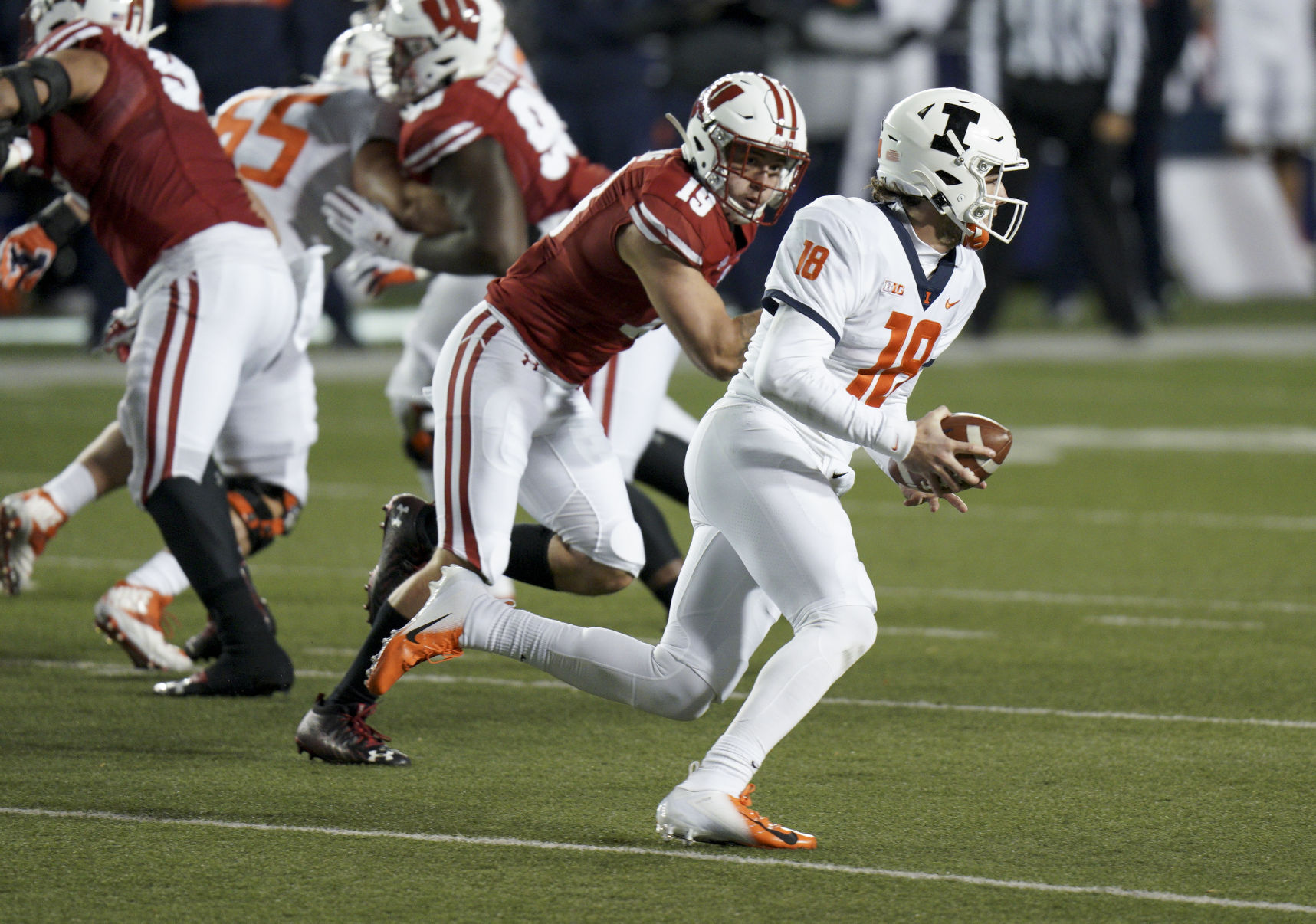 UW 45, Illinois 7